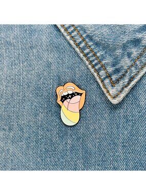 ⭐Enamel Pin Pastel Lips & Stars Design - Rainbow tongue enamel Brooch New
